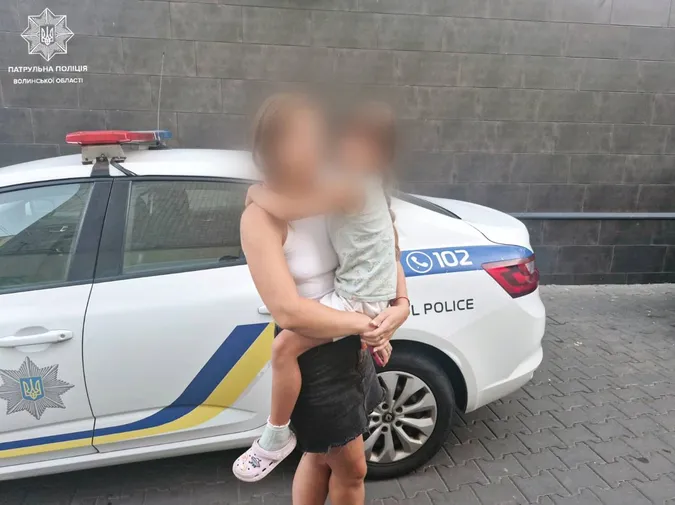 У центрі Луцька батьки загубили власну дитину