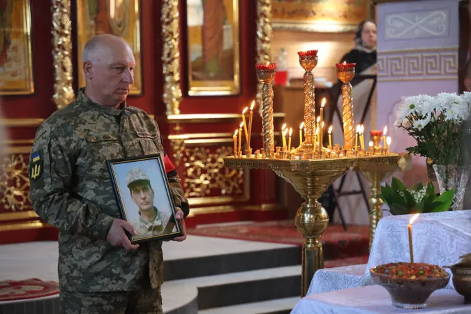 У Луцьку попрощалися із Героєм з Волині Олексієм Ковальчуком (фото)