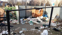 У Луцьку "росте" сміттєзвалище, яке ніхто не прибирає (фото)
