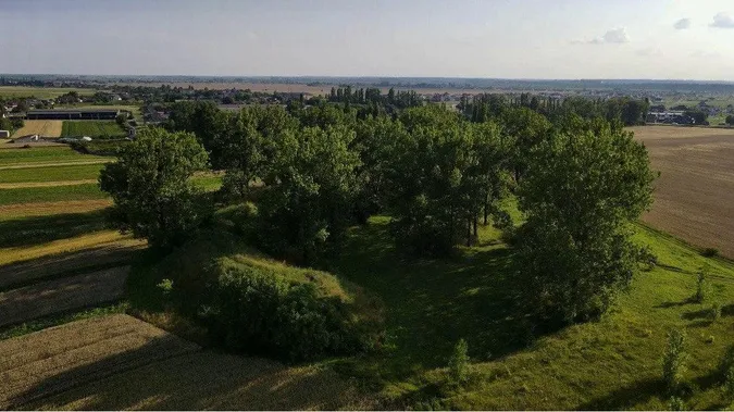 Таємниця під валами: під Луцьком стоїть форт, що не знав бою (фото)