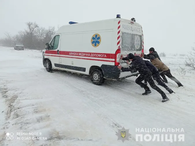 На дорогах державного значення ввели тимчасові обмеження