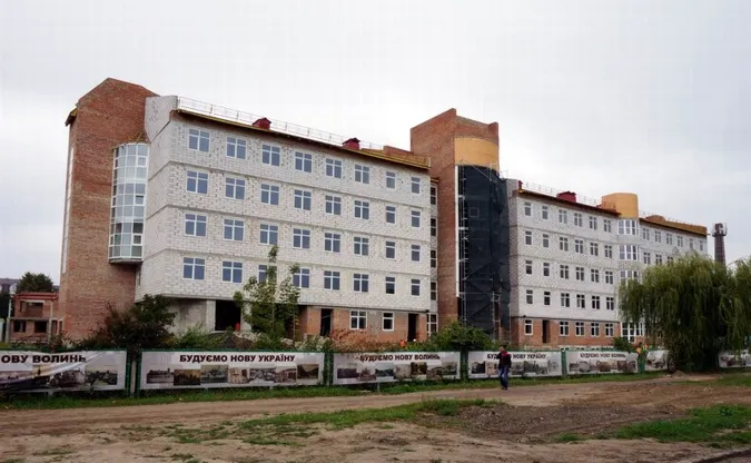 На Волині обіцяють завершити довгобуди за 2 роки