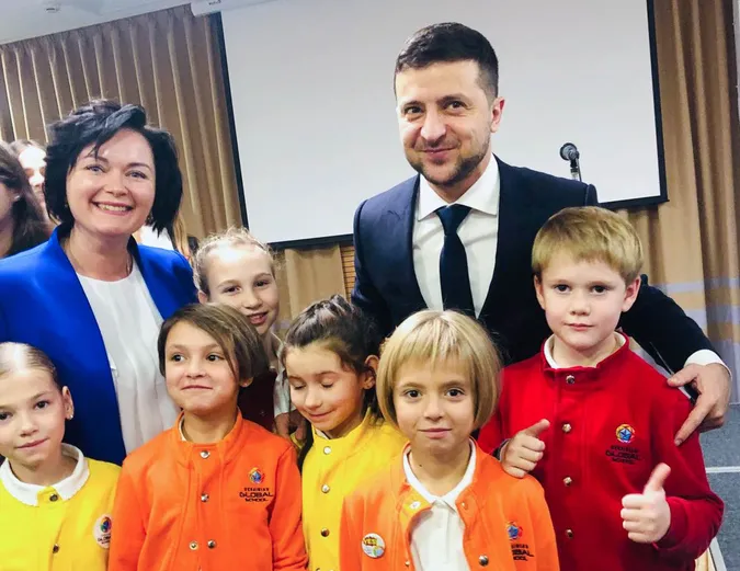 Волинські школярки отримуватимуть стипендію від Зеленського