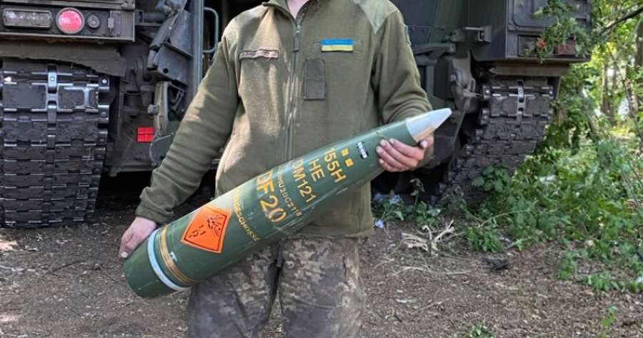 Снаряд 155-мм DM121 для САУ Panzerhaubitze 2000 військових України