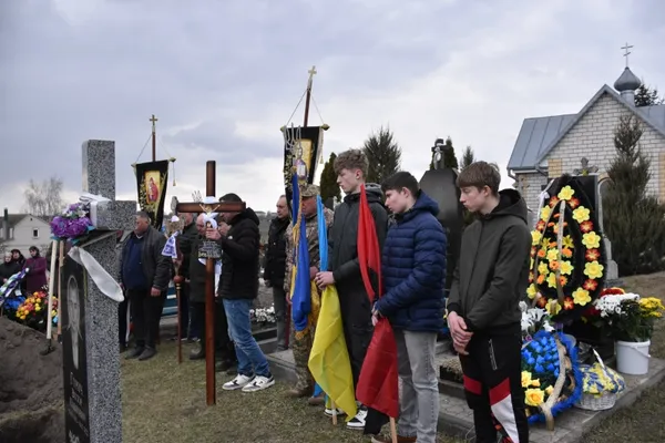 На Волині попрощалися із загиблим воїном Михайлом Шевчуком (фото)