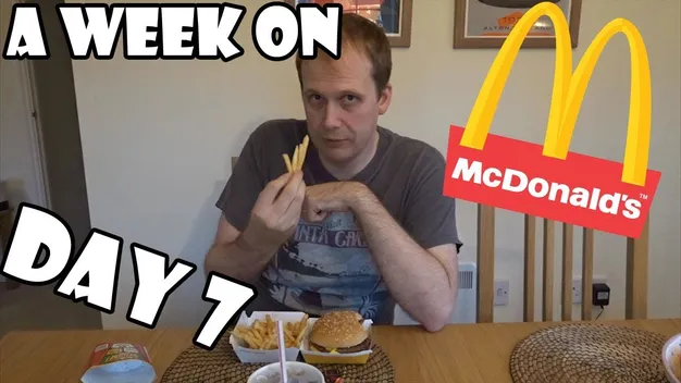 Фуд-експеримент: чоловік схуд, харчуючись їжею з McDonald's (відео)