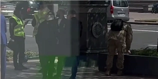 Дмитра Монатика у центрі Києва зупинили ТЦК і поліція (відео)