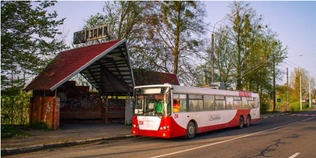 У Луцьку влаштовують «покатушки» на унікальному тролейбусі (фото)