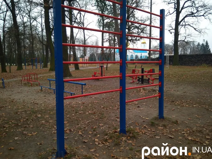 У Ківерцях понищили спортивний майданчик