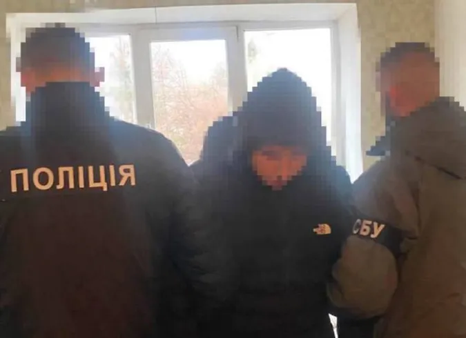 У Рівному студент спалив авто військових (фото)
