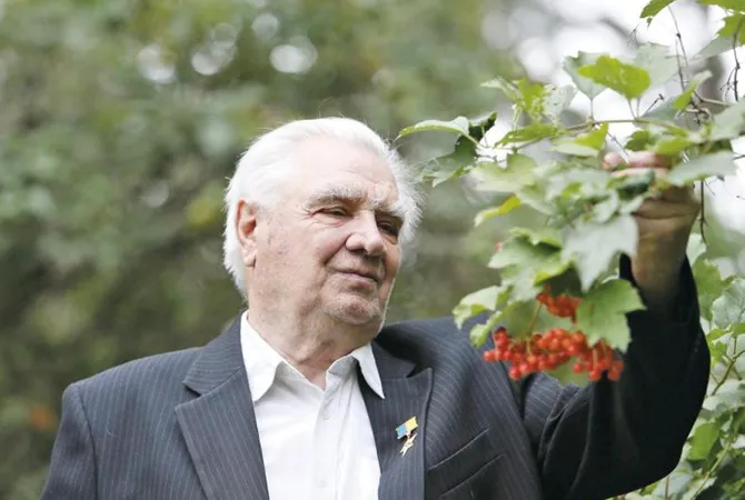 Помер український письменник Юрій Мушкетик
