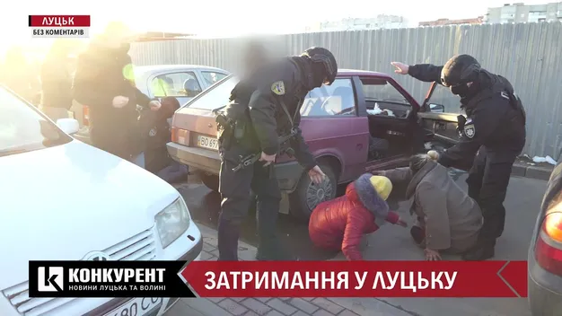 У Луцьку зловили ймовірних «угонщиків» авто: момент затримання (відео)