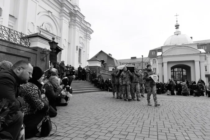 У Луцькій громаді поховали Героя Дмитра Струка