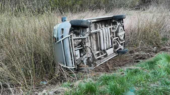 ДТП на «Варшавці»: авто 37-річної водійки злетіло у кювет