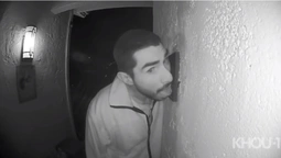 У Каліфорнії заарештували чоловіка, який три години лизав дверний дзвінок (відео)