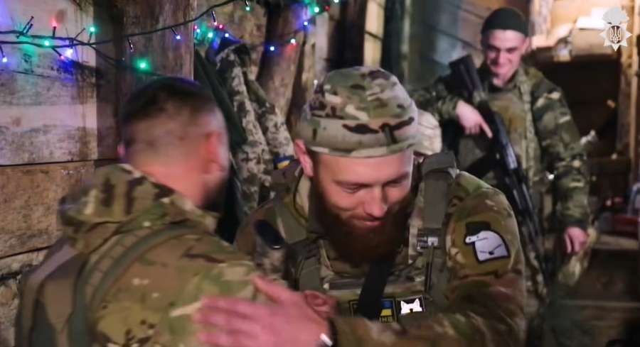 «Кажіть пароль і заходьте у криївку»: волинські гвардійці записали щемливе привітання з Різдвом (відео)
