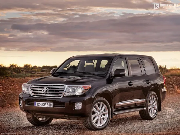 Toyota Land Cruiser 200 2013 року, така як у Валерія Бондарука,  вартує  65 500 $.