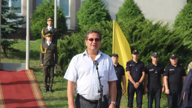 В Острозі звільнили мера, який п'яним слухав російські пісні