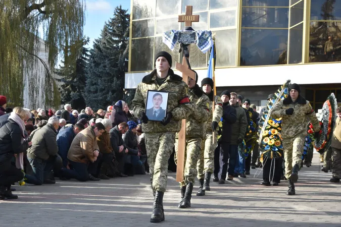 У Луцьку попрощалися із полеглим військовим (фото)