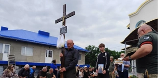 На Волині попрощалися із полеглим Героєм Олександром Троянчуком (фото)