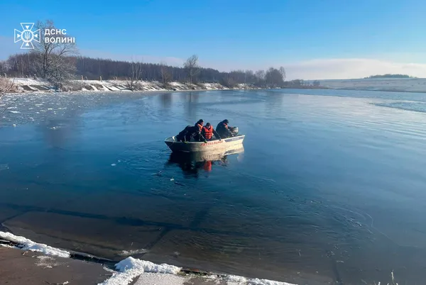 На Волині у болоті знайшли потопельника (фото)