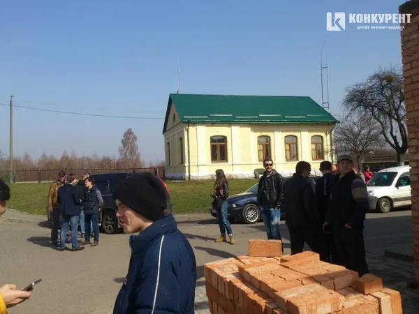 «Не допустимо Шавлакових упирів», – пікет під Волинською митницею (фото)