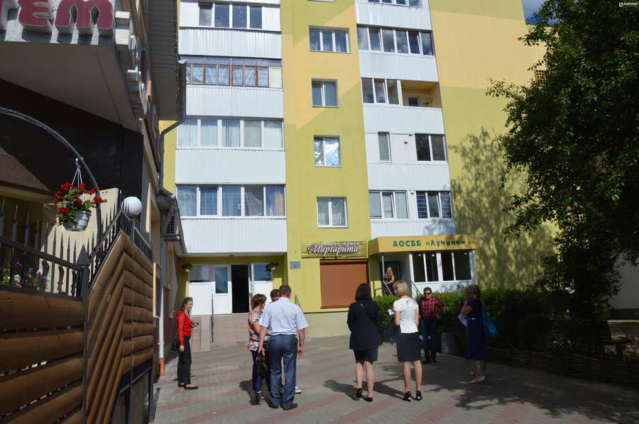 У Луцьку оглянули будівлі, які утеплили за кредитні кошти(ФОТО)
