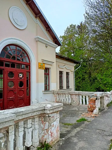 Руїни дитячої залізниці у Луцьку (фото)