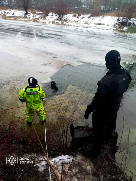 Водолази вже декілька днів шукають у луцькій річці 50-річного чоловіка