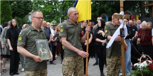 У Жидичині провели в останню дорогу захисника Олександра Каленюка (фото)
