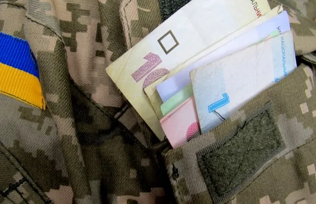 У 2018 на армію виділять на 25 % більше грошей
