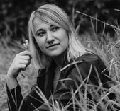Віка Вегера-Абрамович