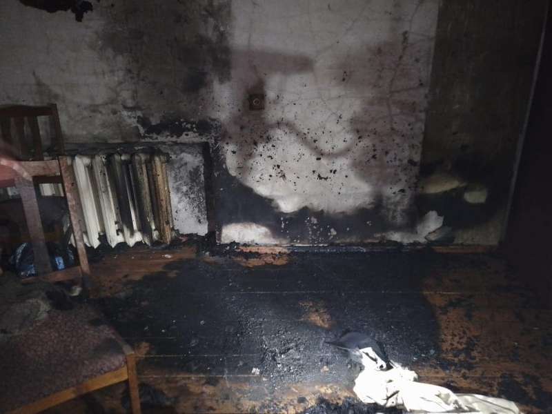 У Ковелі загорілася квартира – власника врятували (фото, відео)