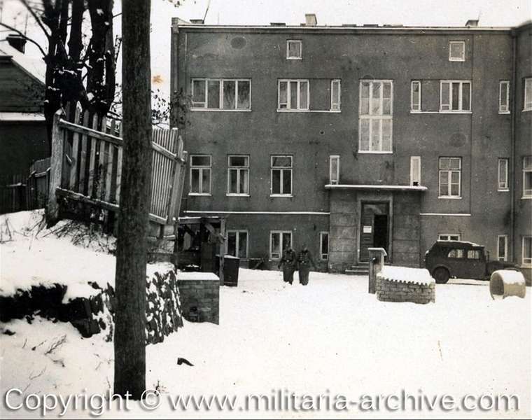 У Луцьку в будинку на Парковій дислокувався підрозділ жандармерії (фото)