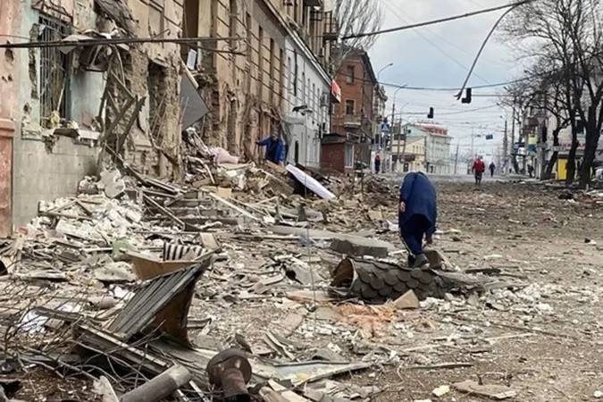 Росія хоче організувати 9 травня «парад» в Маріуполі