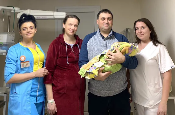 У Луцьку під час тривоги в укритті народилася дівчинка (фото)