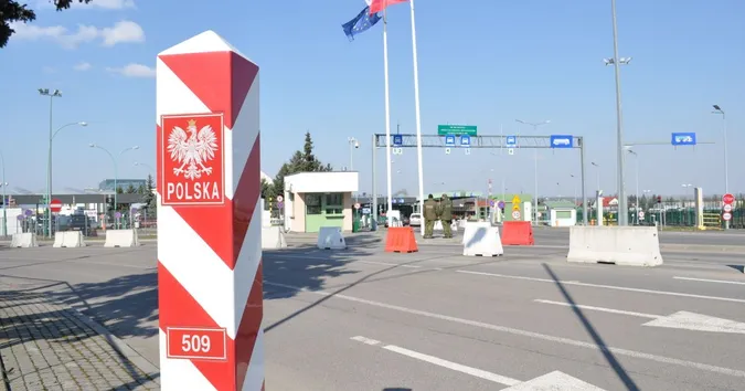 Українців не пустять в Польщу без грошей: скільки потрібно мати готівки
