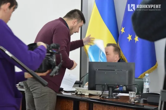 Чому виник скандал на сесії Луцькради (подробиці)