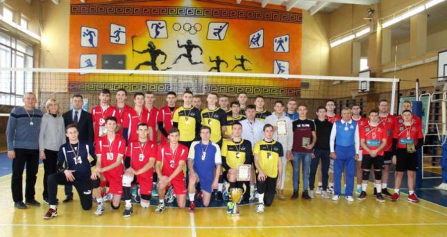 Студенти Луцького НТУ перемогли на міжнародному турнірі з волейболу (фото)