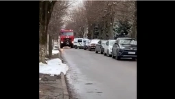 У Луцьку поліцейське авто загородило проїзд пожежникам (відео)