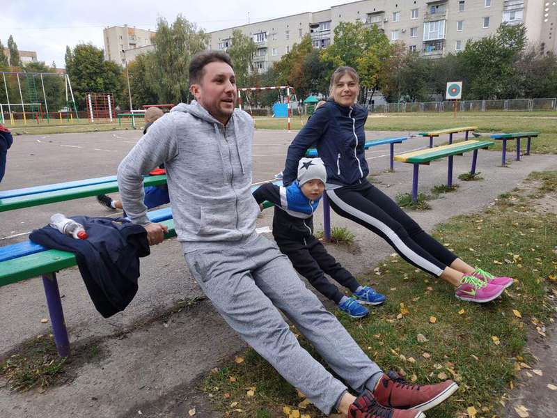 Луцький тренер показав осінь щасливих людей (ФОТО)