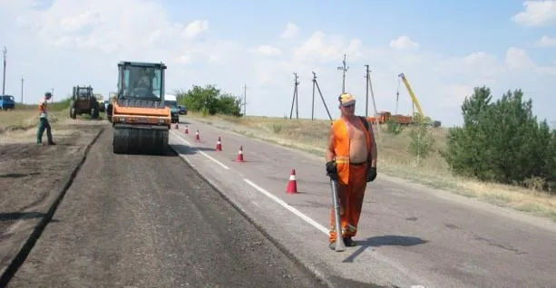 На волинські дороги пообіцяли виділити вісім мільйонів гривень
