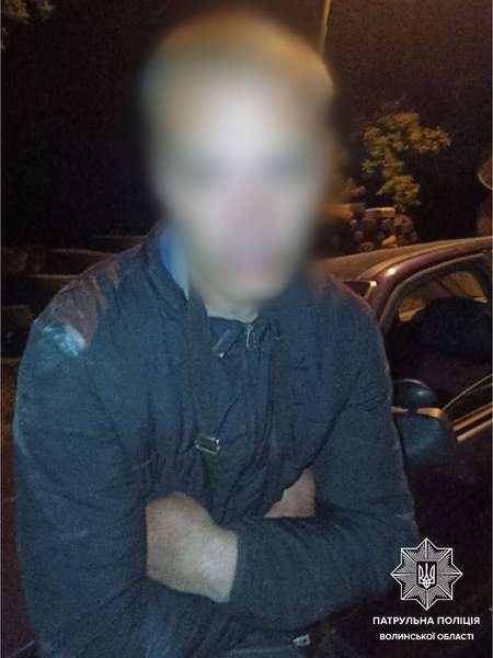 Нічний викрадач авта був п'яним і без прав: деталі затримання у Луцьку (фото)