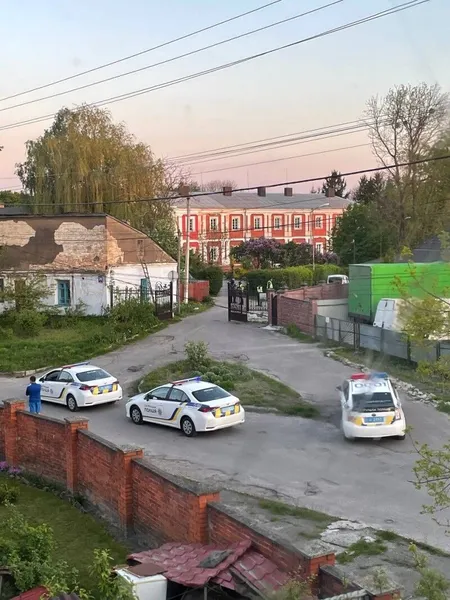 У Луцьку біля семінарії УПЦ «МП» – стрілянина (фото)