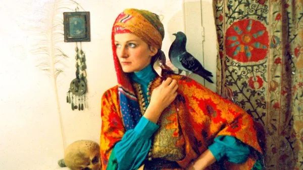 Аманда Філдінг почала експериментувати з ЛСД у середині 1960-х, і зараз працює над зміною політики щодо наркотиків у всьому світі