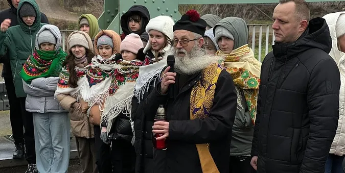 В «Устилузі» зустріли Вифлеємський вогонь (фото)