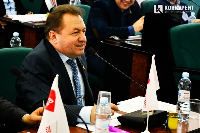 Імітація дружби, – депутат про договір співпраці між Луцьком та Прилуцьким