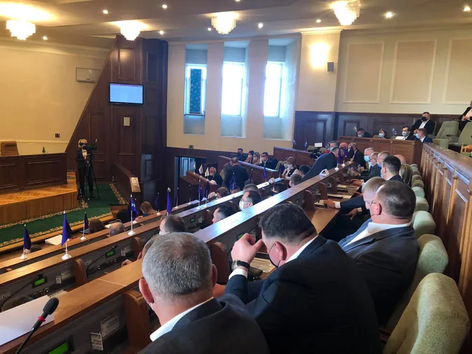 Депутати Волиньради обирають голову і заступників