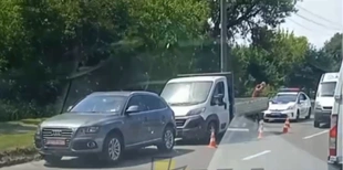У центрі Луцька – «тягучка» через аварію біля «Мотора» (відео)