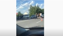 У Рованцях зіткнулися легковик та мікроавтобус (відео)